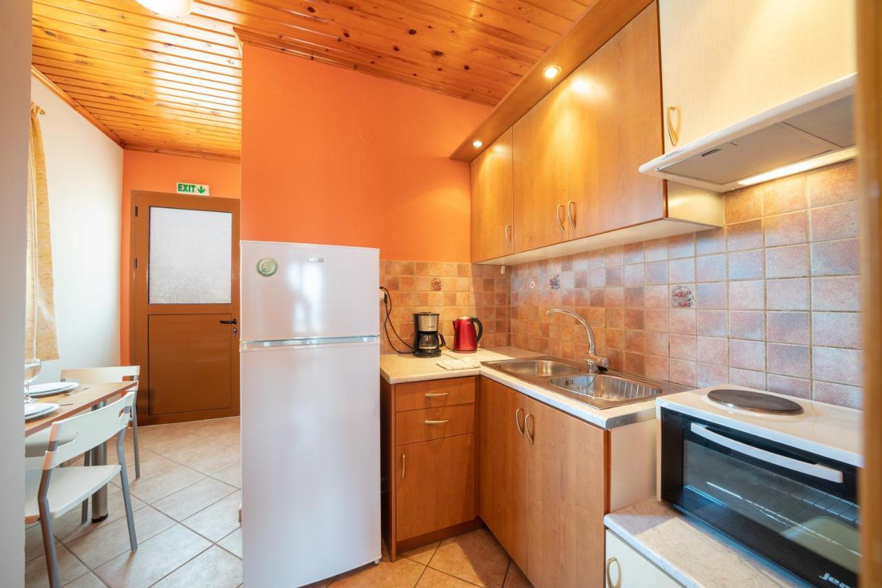 Anna Studios Karavomylos Luaran gambar